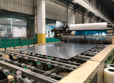 轻量化材料铝合金成最佳选择，零部件多使用铝